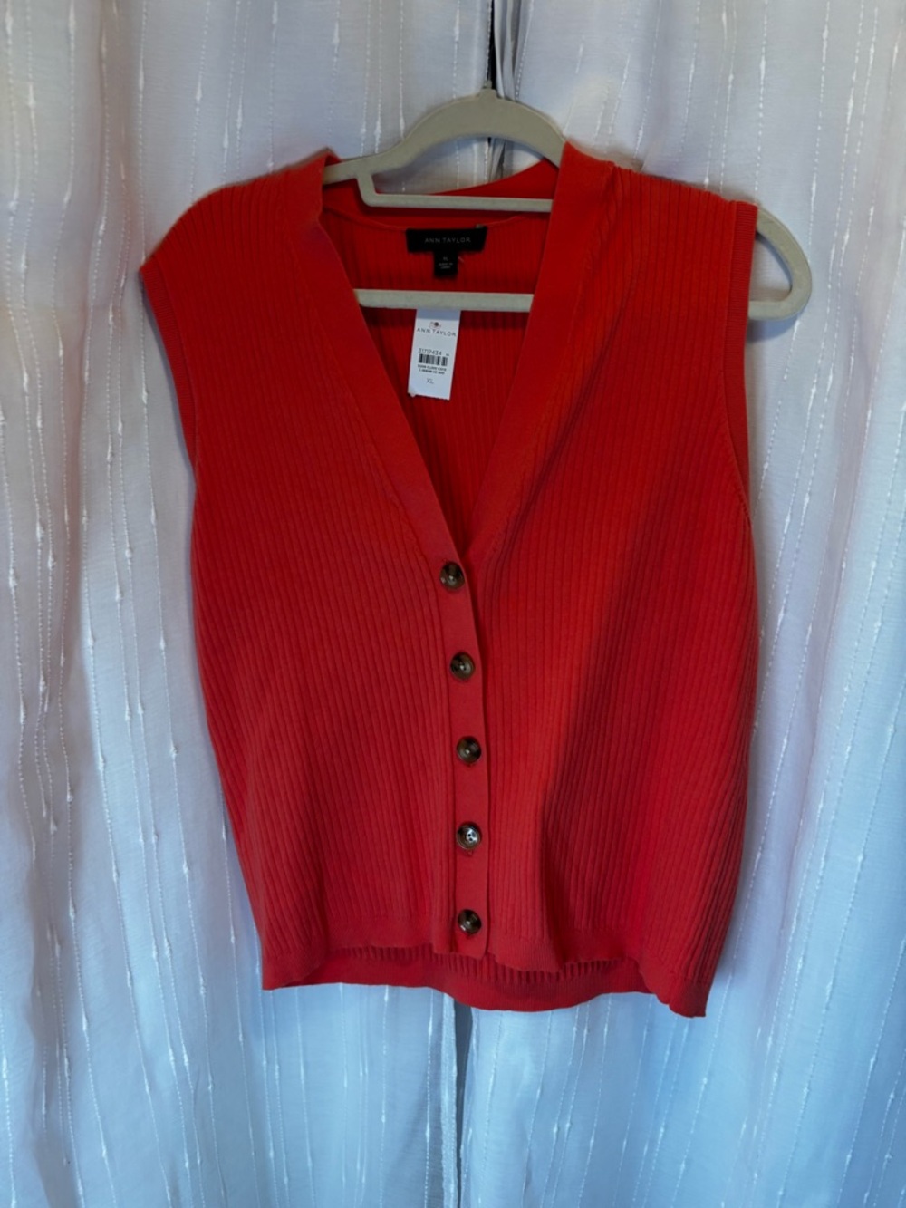 Ann Taylor Bright Red Ribbed Button-Front Sleeveless Vest